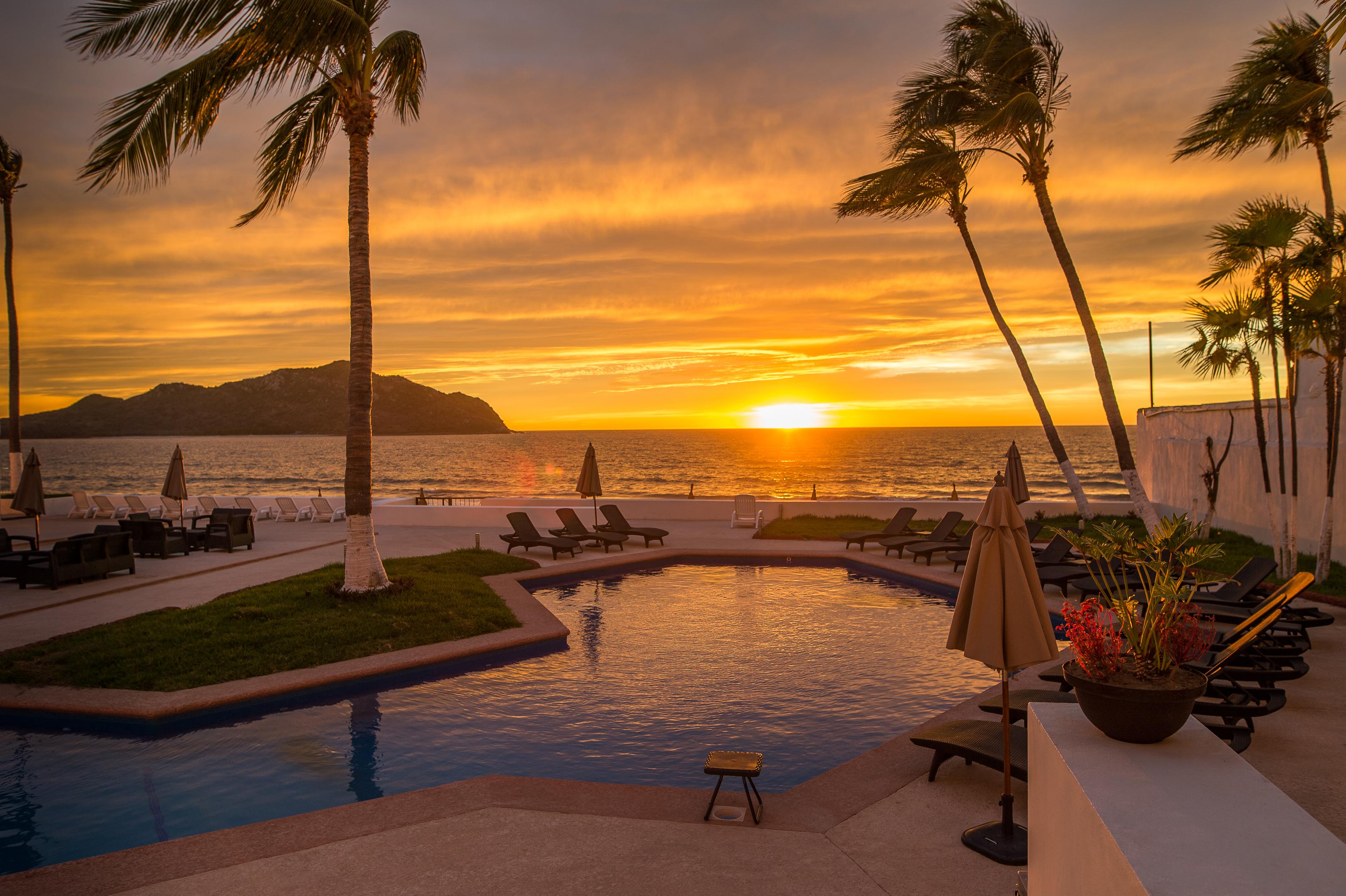 Ocean View Beach Hotel Mazatlan Exterior photo